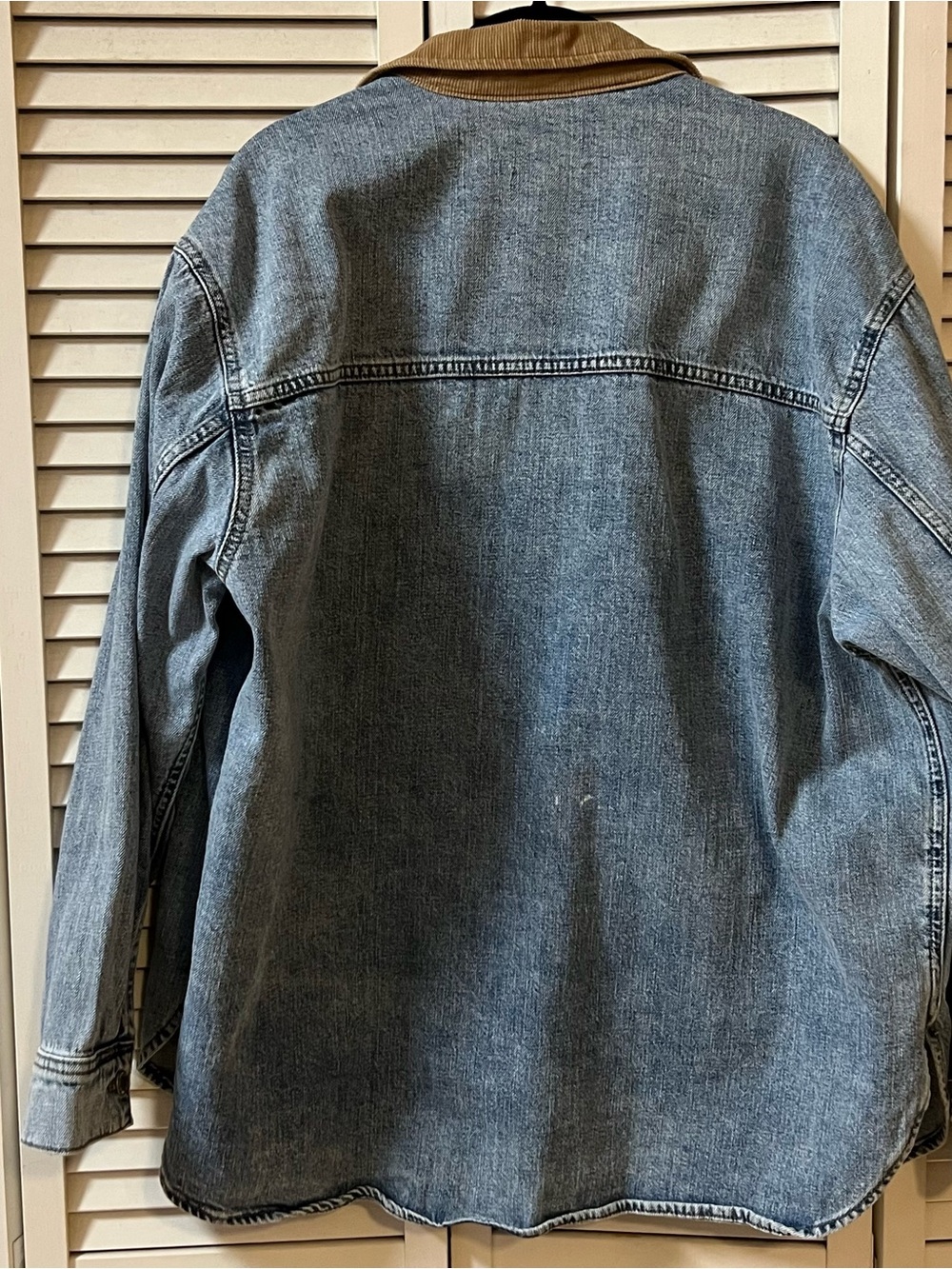 Universal Thread Target Jean Barn Jacket - Picture 7 of 10